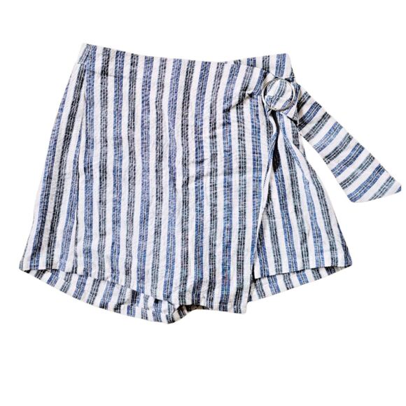 LOVE TREE Faux Wrap Skort Skirt Size Small Summer Beachy Coastal Boho Resort - Picture 1 of 5